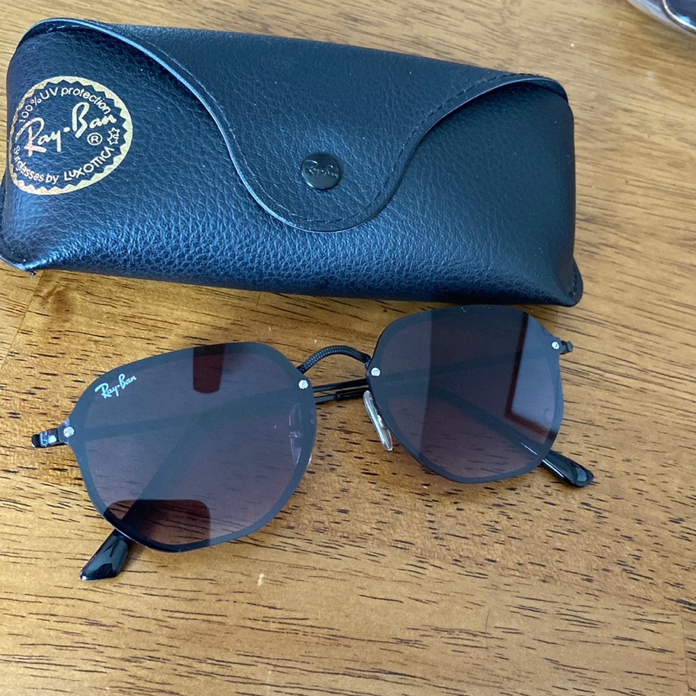 Ray-Ban hexagonal flat lenses black